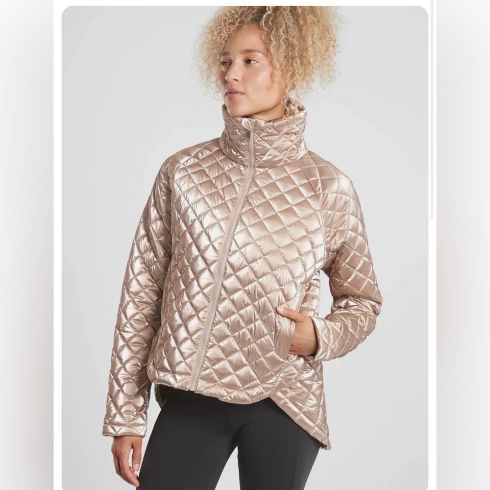 Athleta medium Whisper Featherless jacket, gold